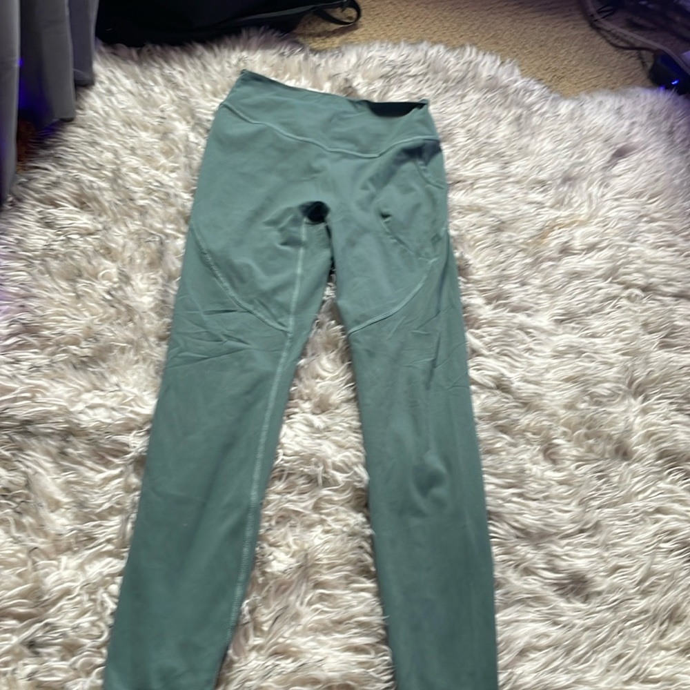 Green leggings